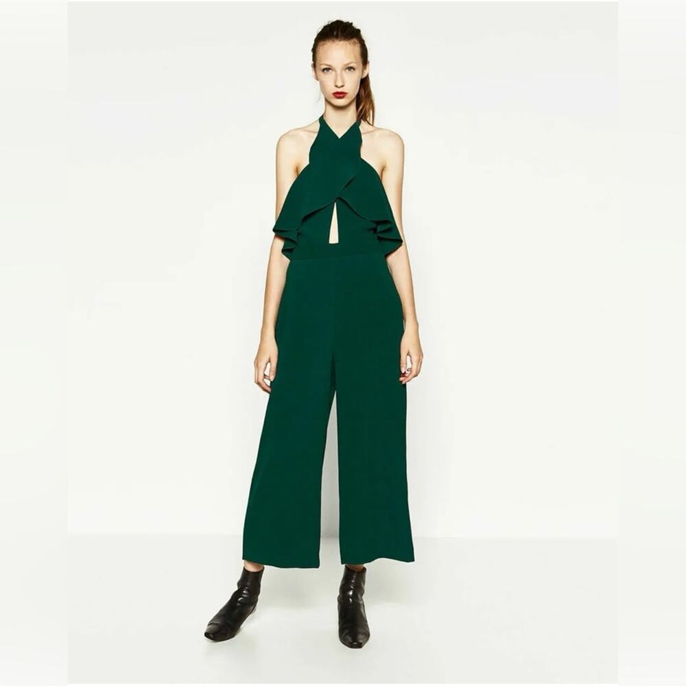 Zara Women Blogger Fave Halter Ruffle Jumpsuit Green  Cropped Legs Size XS NWT